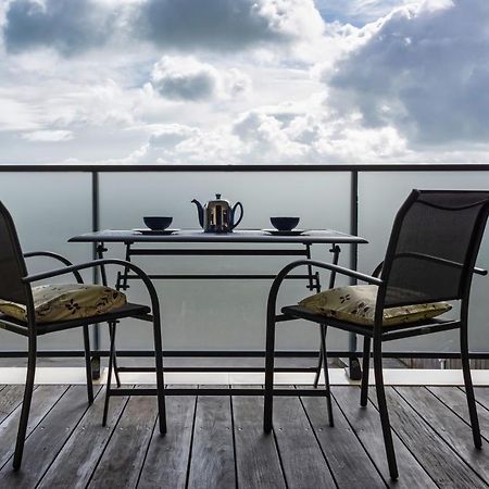 Apartamento L'Abri Du Bon Vent Cancale Exterior foto